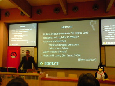 přednáška Linuxová distribuce Debian